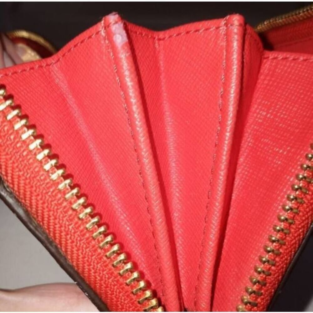 Coach Peyton Signature Accordion Zip Wallet Red & Tan W/Dust Bag GUC - Picture 9 of 14